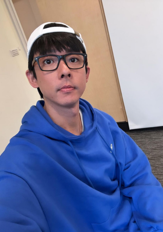 百萬YouTuber「阿滴」近日前往日本東京旅遊。 圖：翻攝自IG＠raydudaily