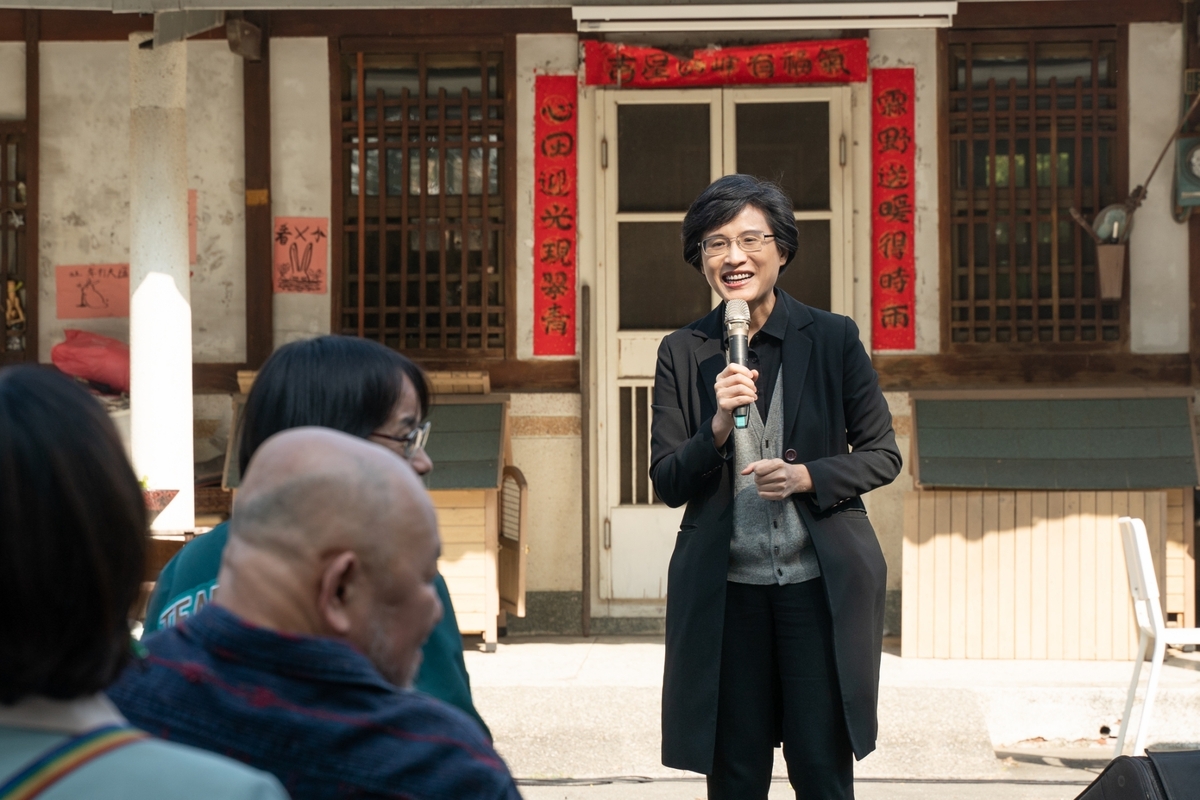 鄭麗君呼籲年輕人回來投票。 圖：吳音寧競辦提供。