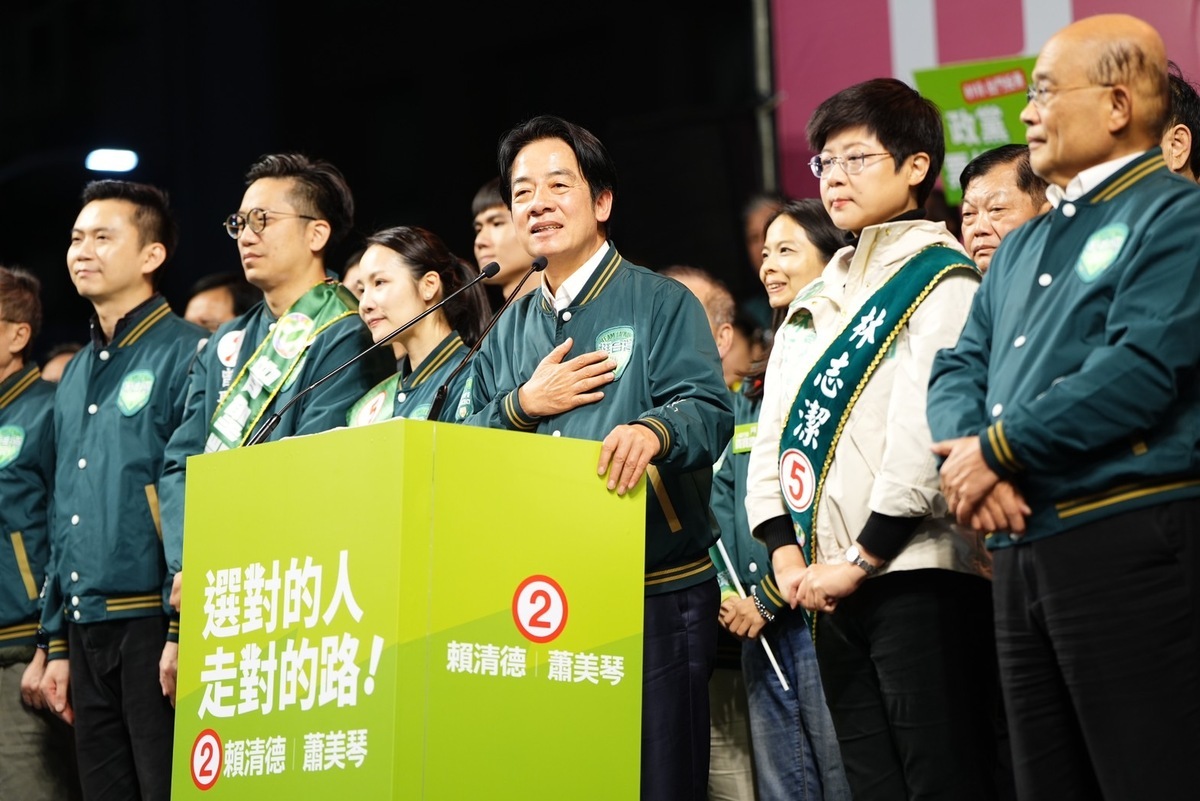 民進黨在新竹縣舉辦第二場萬人造勢活動，賴清德直搗藍白本陣催票。 圖：賴清德競總提供