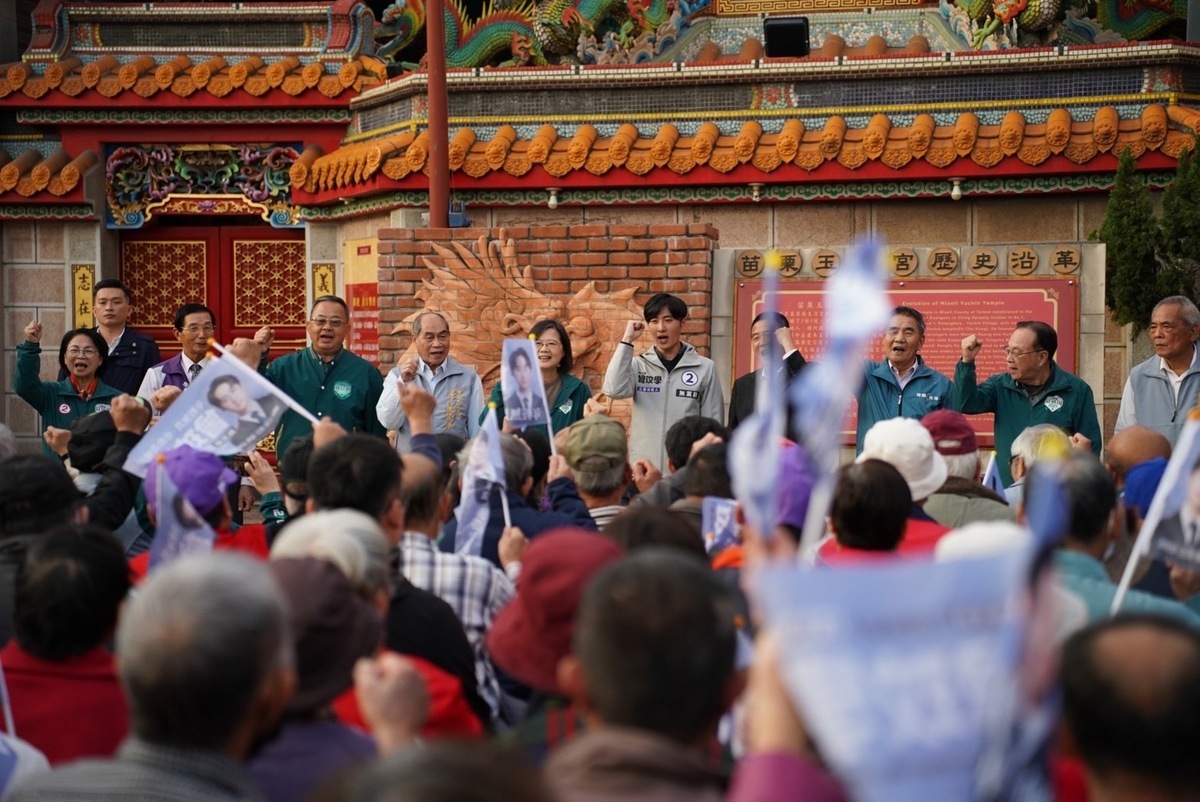 蔡英文赴苗栗力挺曾玟學。 圖：民進黨提供