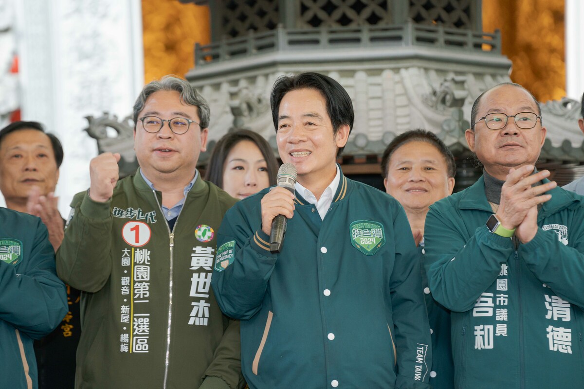 賴清德赴桃園力挺黃世杰。 圖：賴清德競總提供