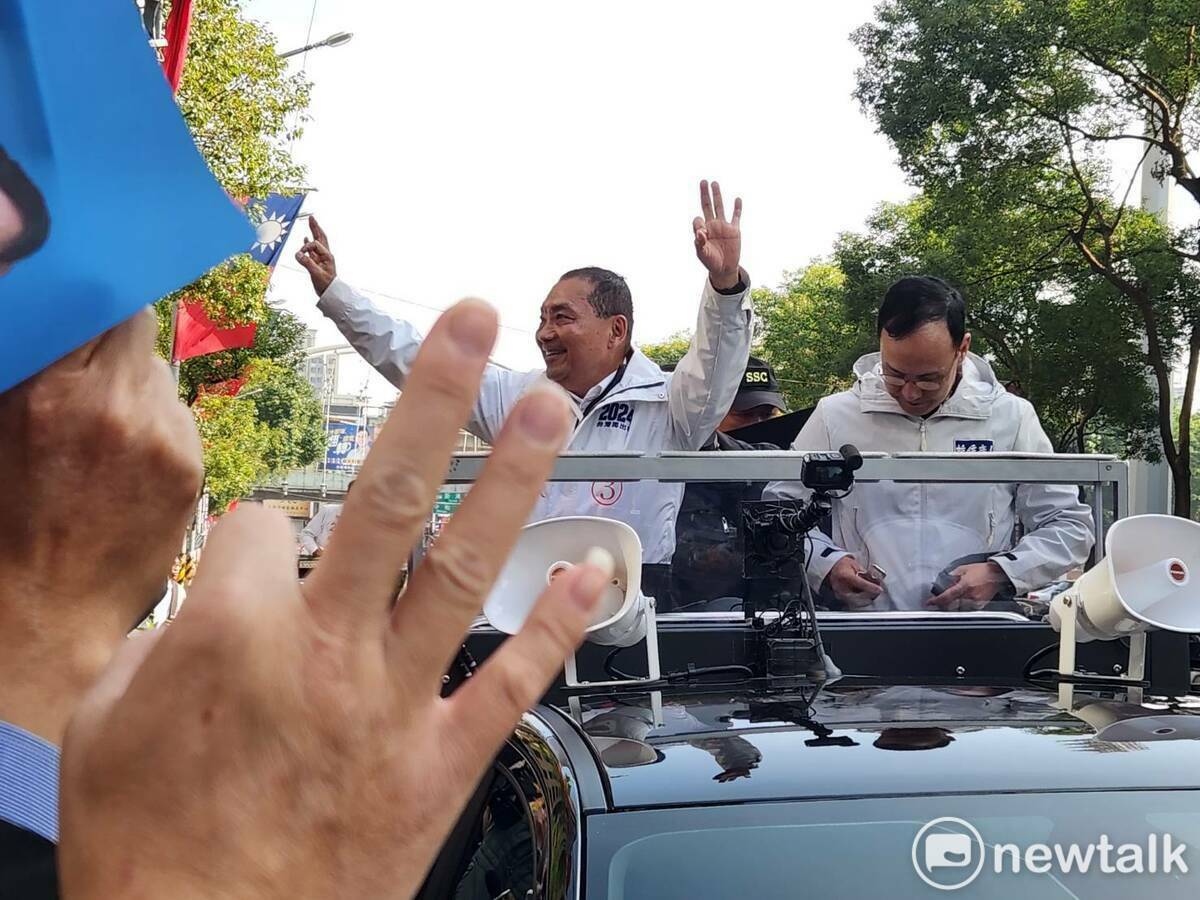 國民黨總統候選人侯友宜選前最後一周，持續加強六都車隊掃街。 圖：黃建豪/攝