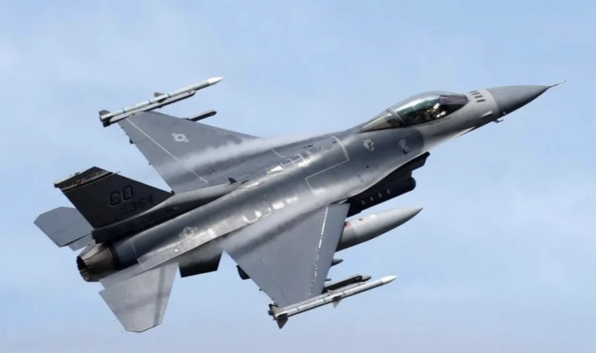 烏克蘭最近在 3 周時間內擊落 8 架俄羅斯戰鬥機，1月14日又打下俄軍空中指揮所，被懷疑這一切都可能與 美製F-16 有關。 圖：翻攝自騰訊網