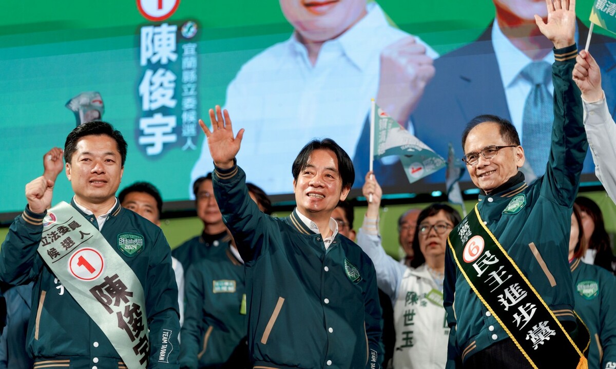 民進黨8日晚間在宜蘭溪南聯合競總前廣場舉行選前黃金週造勢活動。 圖：民進黨提供