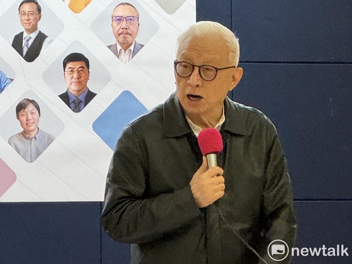 聯電創辦人曹興誠今(11)天表示，2024年大選絕不是「戰爭與和平」的抉擇，而是「民主與威權」的選擇。 圖：謝莉慧/攝