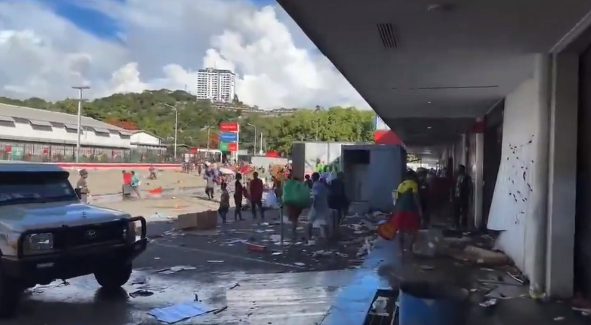 巴布亞紐幾內亞近期爆發排華浪潮，目前已有 15 人因此死亡。 圖：翻攝自 Inty X（前推特）帳號