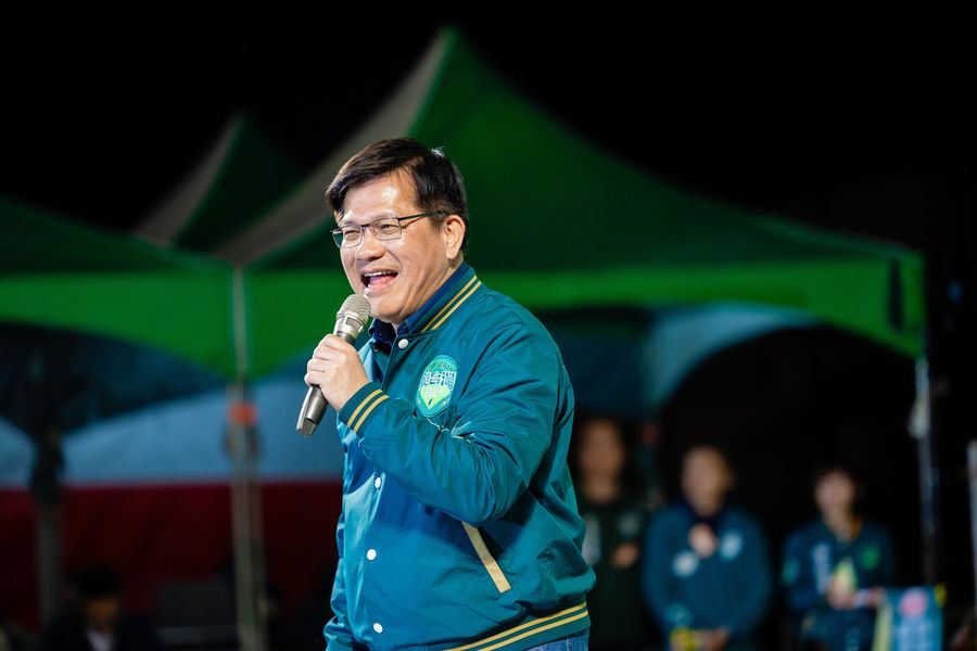 總統府秘書長林佳龍推薦民進黨台中市8席立委候選人。 圖：翻攝自林佳龍臉書