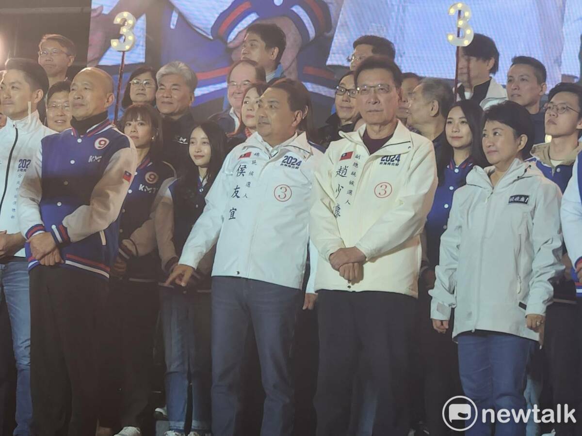 國民黨選前之夜砲轟民進黨。 圖：黃建豪/攝