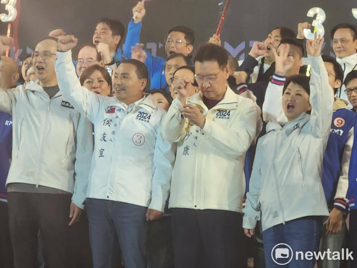 侯友宜呼籲藍白選民集中選票，支持侯康配，一起完成台灣第四次政黨輪替。 圖：黃建豪/攝