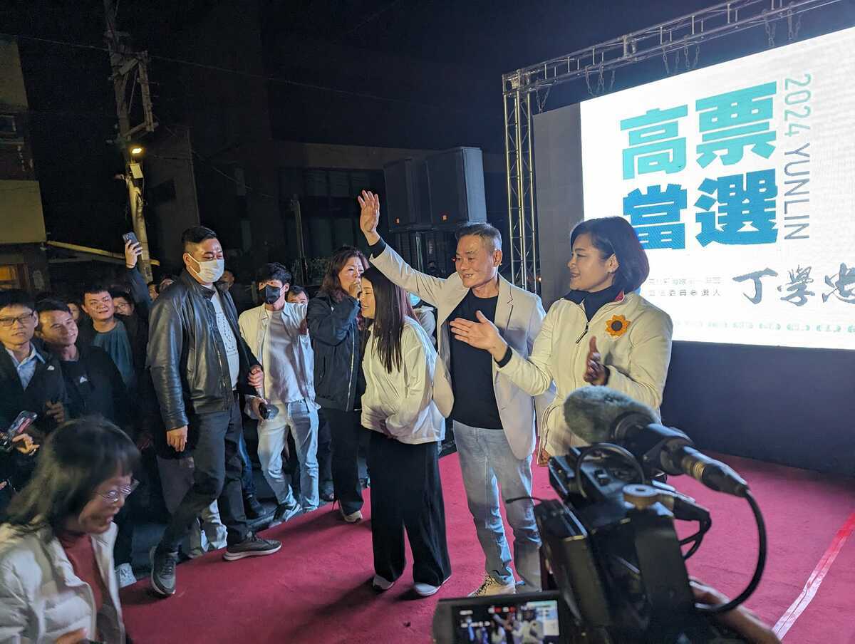 國民黨籍立委候選人丁學忠，成功擊敗民進黨籍的候選人蘇治芬，當選雲林第一選區立法委員。 圖：翻攝自丁學忠 FaceBook