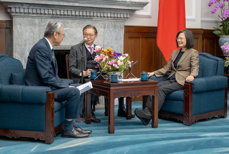 蔡英文接見日本「日華議員懇談會」會長古屋圭司一行。 圖：總統府提供