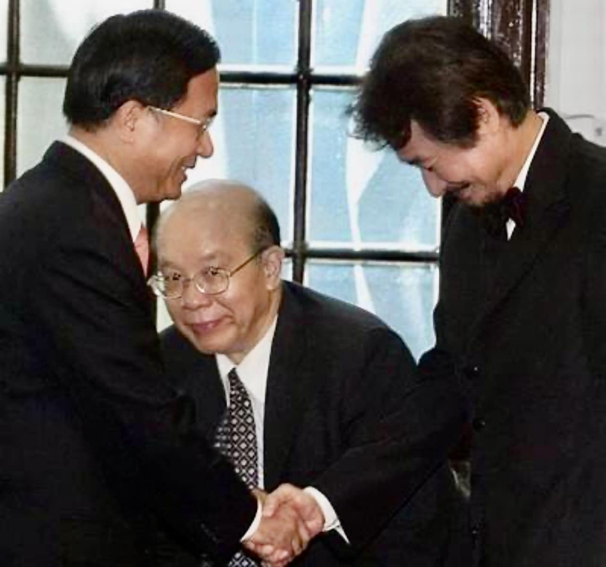 陳水扁在施明德過世時，臉書貼文哀悼 圖：陳水扁提供