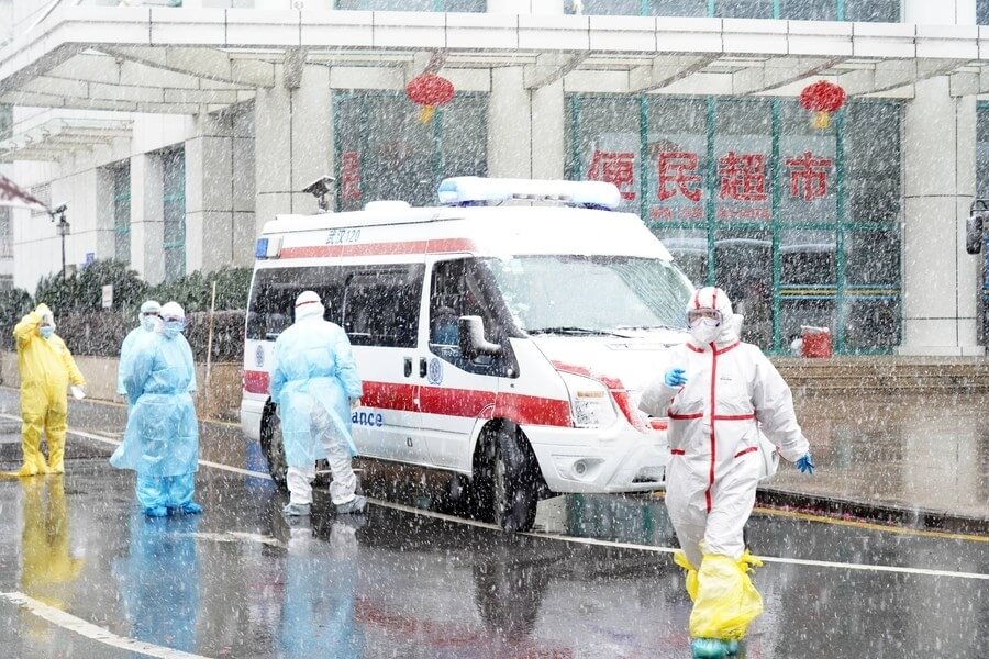 中國武漢協和醫院2020年2月15日收治感染COVID-19的患者。 圖：翻攝中新社