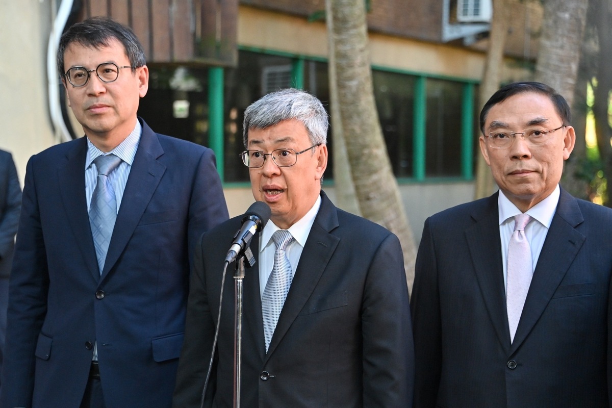 行政院長陳建仁今(19)日出席「亞太減少傷害國際專家論壇與研討會」開幕式前受訪。 圖：行政院提供