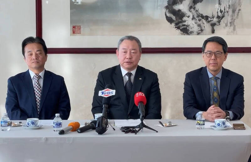 台灣駐美國代表處代表俞大㵢（中）表示，北京當局企圖「消滅中華民國」將台灣納為己有的目標不會改變，且這種作為將受到台灣人民的唾棄。 圖：駐美代表處提供。