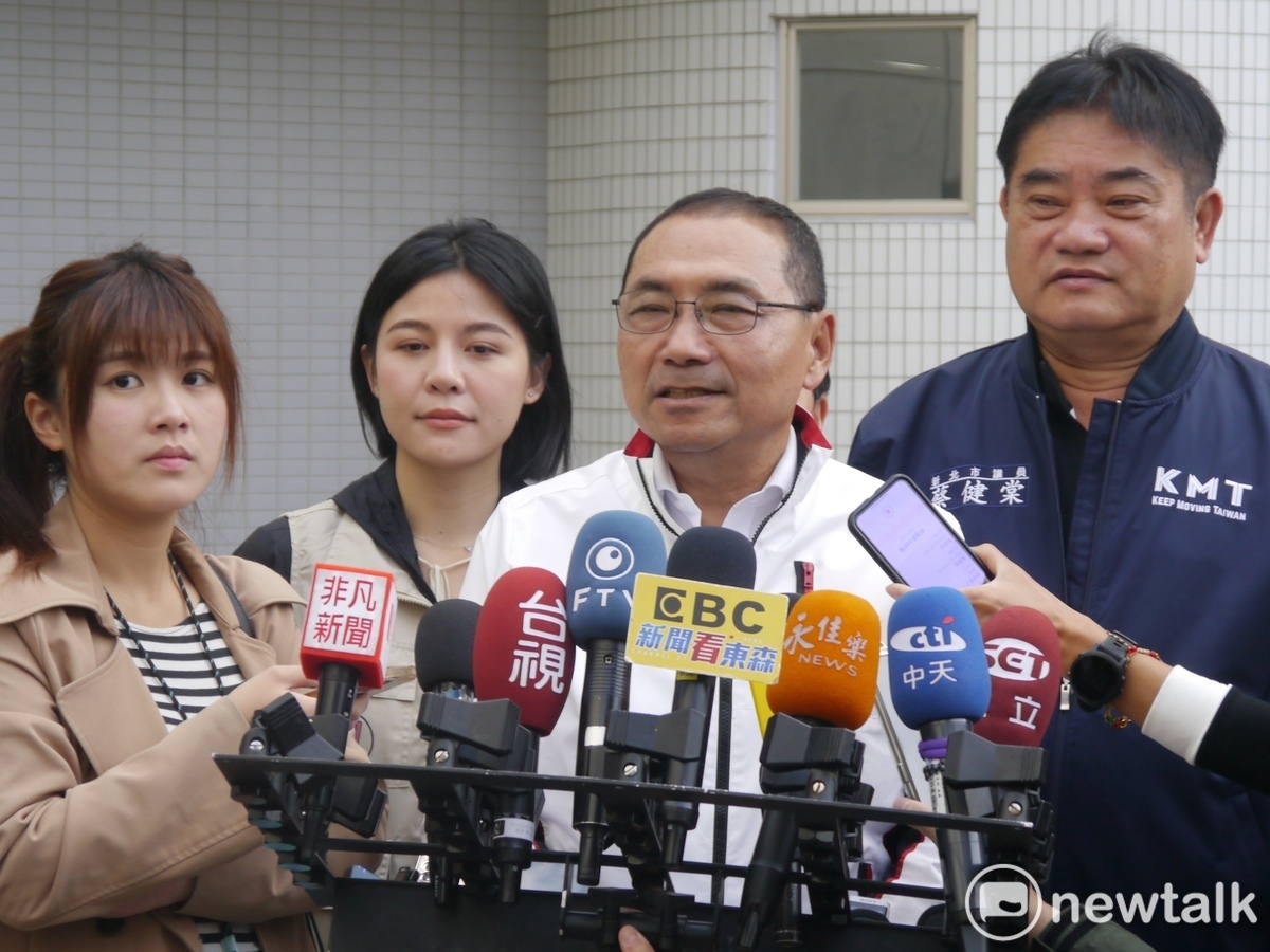 韓國瑜搭檔江啟臣爭取立院正、副院長，侯友宜給予祝福。 圖：林昀真/攝