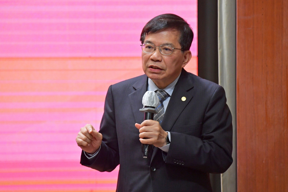 對於長榮罷工的爭議，交通部長王國材今(19)日表示，類似問題過去就曾討論，勞動部認為沒有違法。 圖：行政院／提供（資料照）