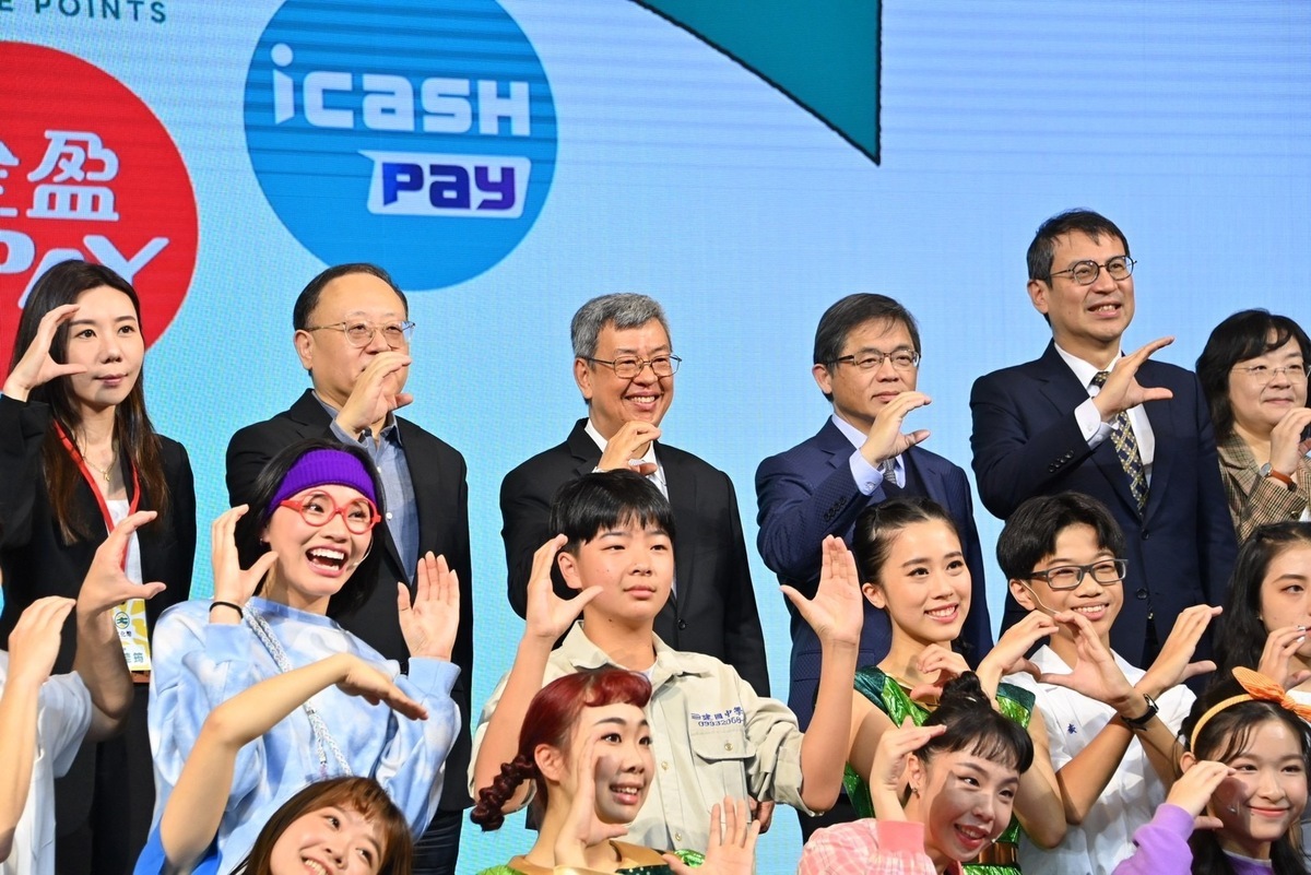 陳建仁出席文化成年禮金常態化記者會。 圖：行政院提供
