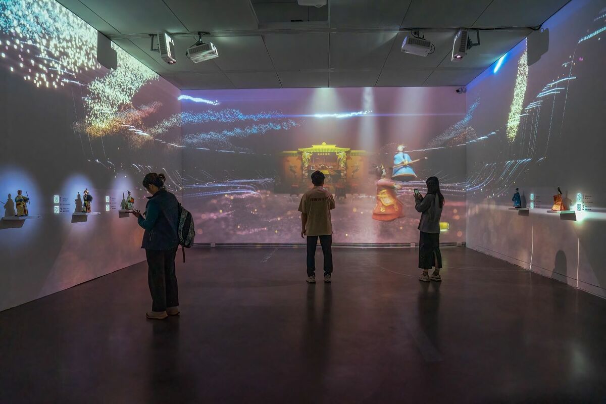 《擴散耦》展場作品《未來布袋戲劇場》。 圖：高雄市立美術館/提供