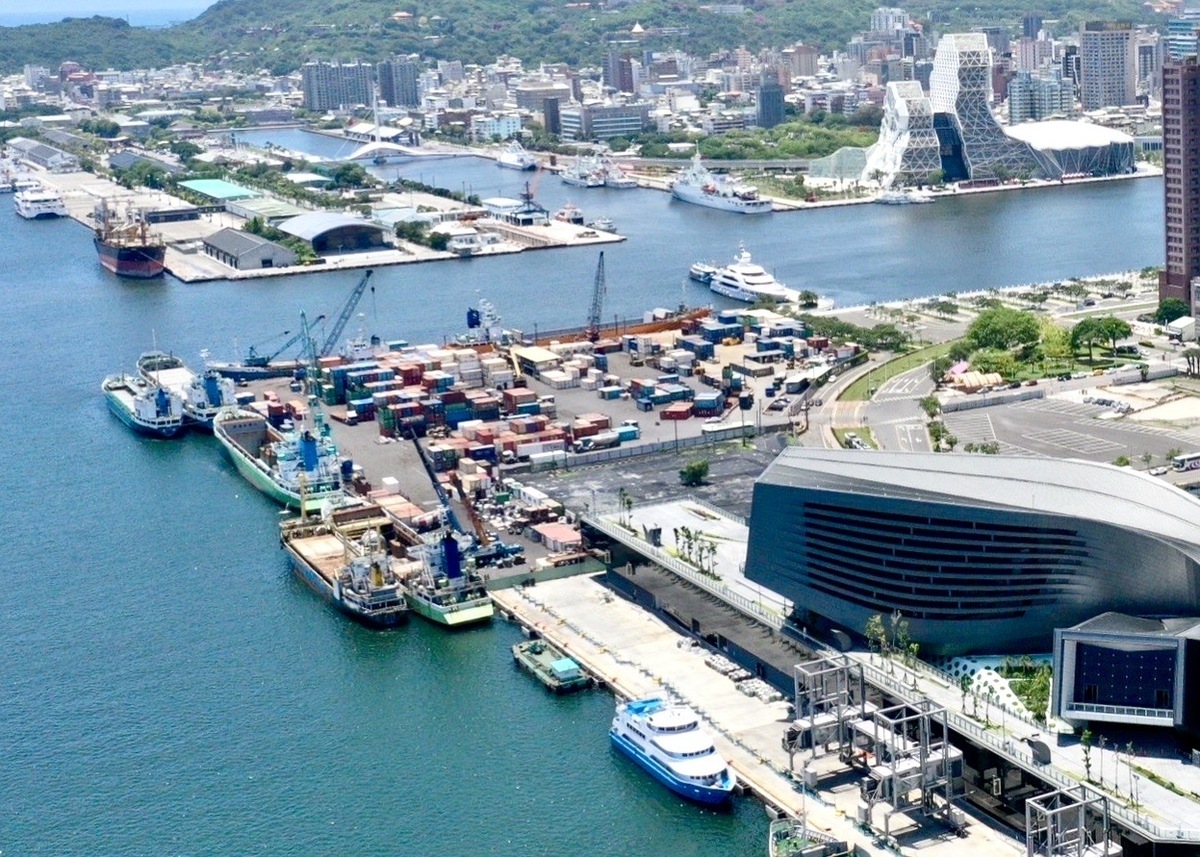16-18號碼頭將化身冬日遊樂園主場地。 圖：高雄市觀光局/提供