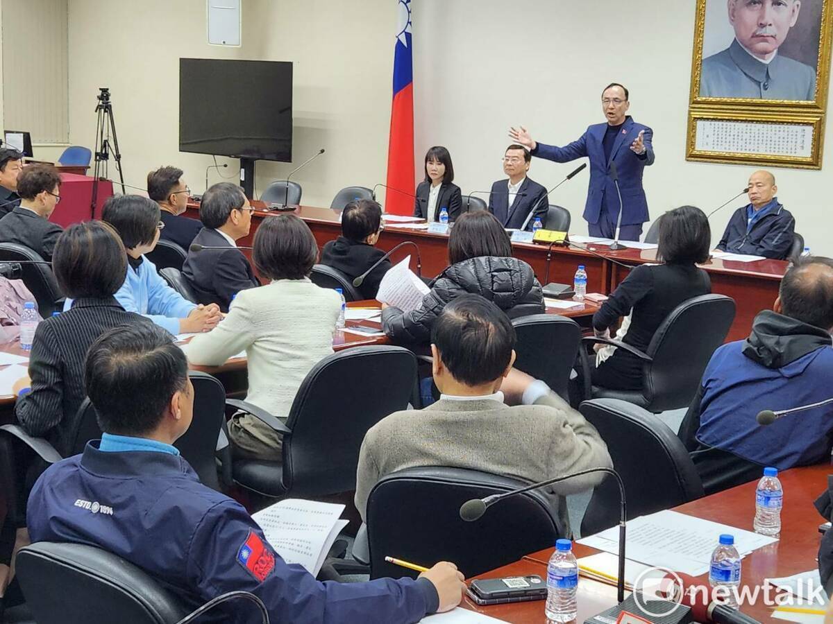 國民黨主席朱立倫（圖右一）舉行新科立委座談會 圖：黃建豪/攝