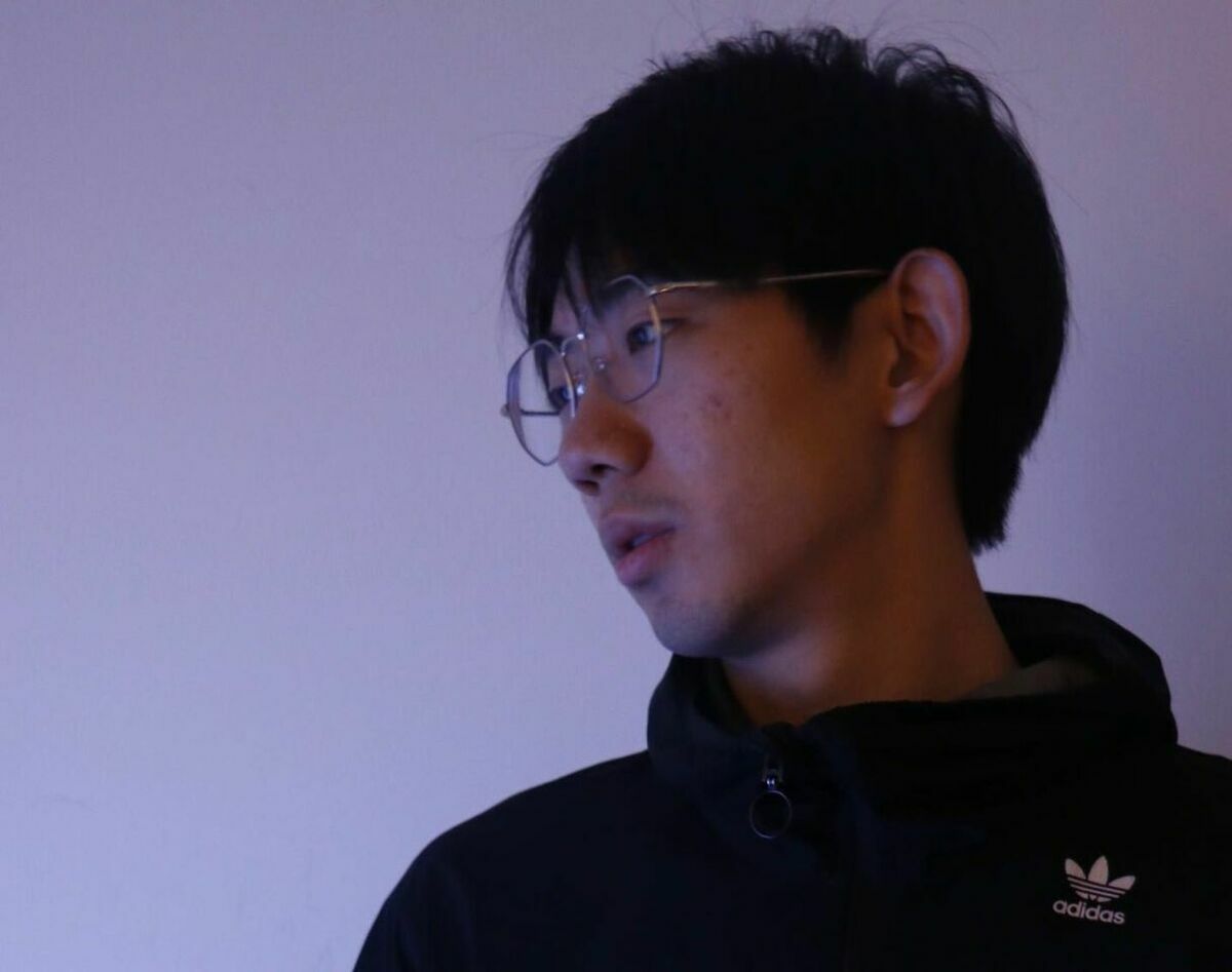 中國小粉紅留學生吳曉磊（Xiaolei Wu，譯音）威脅要砍掉民主活動人士雙手。 圖：翻攝IG@aldimeowu