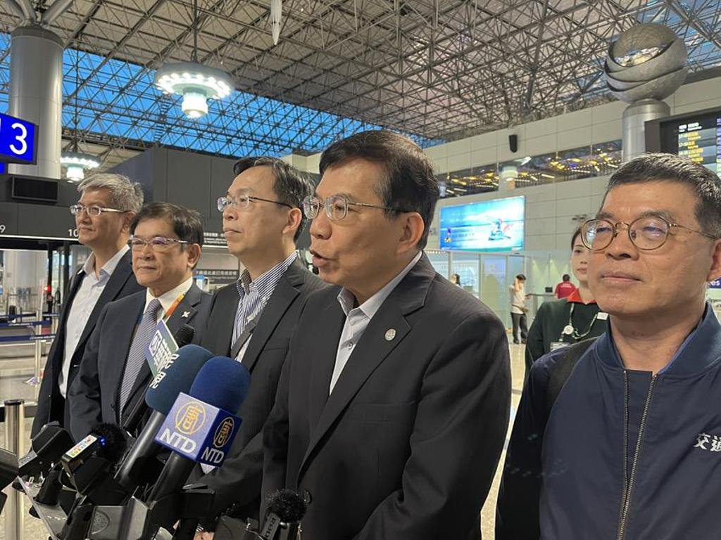 長榮機師若春節罷工，交通部長王國材今(26)日表示，這次勞資雙方態度較強硬，最大歧見是薪資部分，若春節罷工，預估每日影響超過1.5萬人次。(資料照) 圖：交通部／提供