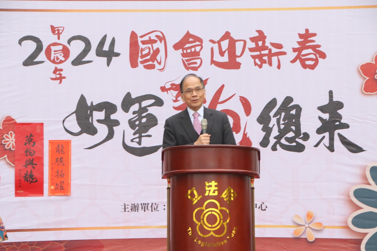 游錫堃說，不管是孫中山、蔣介石、周恩來甚至是毛澤東，都曾經支持台灣獨立。 立法院中南部服務中心/提供
