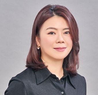 台灣網路資訊中心 (TWNIC)新任執行長余若凡，擁有豐富的學經歷與資歷，並具深厚的法學背景。 圖：TWNIC／提供