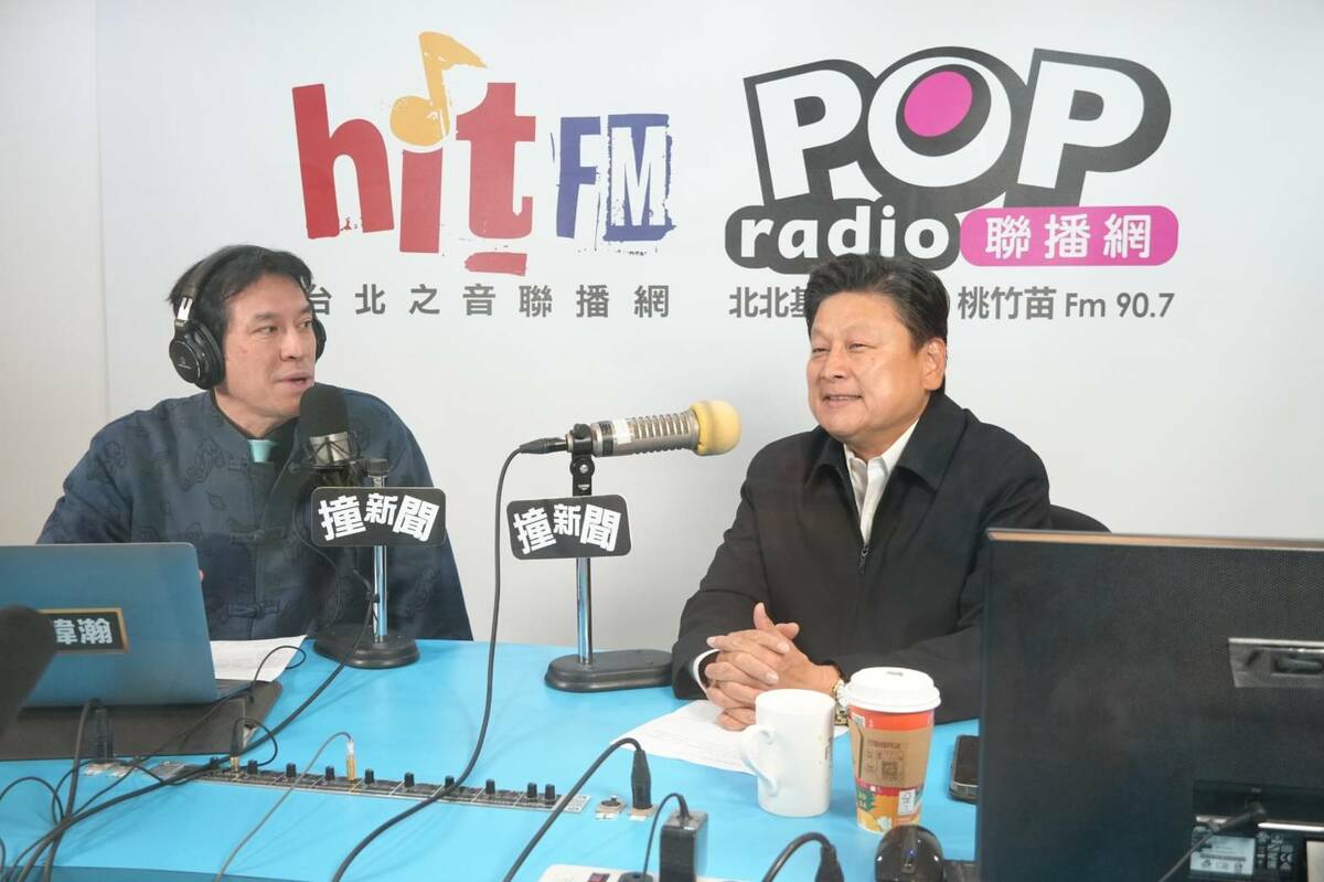 國民黨團總召傅崐萁接受《POP撞新聞》主持人黃暐瀚專訪。 圖：《POP撞新聞》/提供