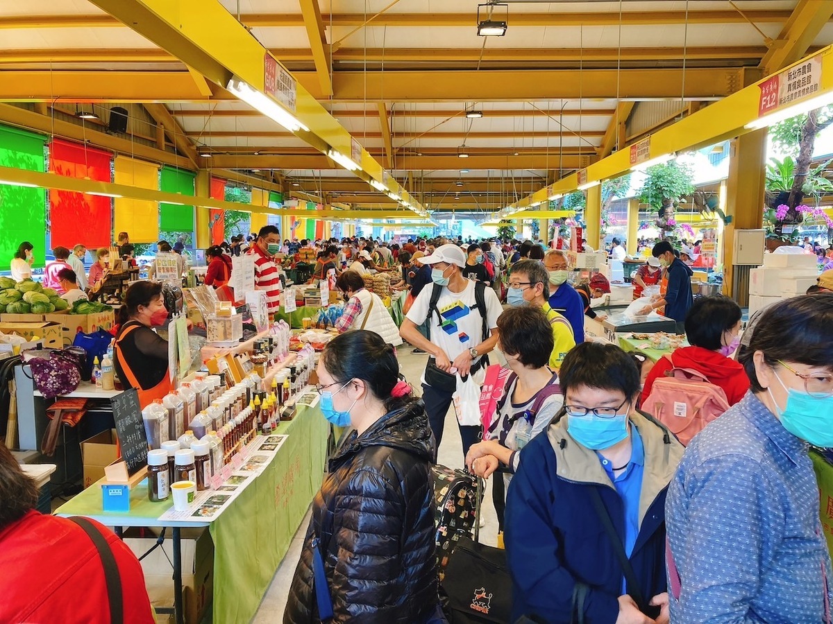 112年年貨大街展售盛況。 圖：農業部／提供