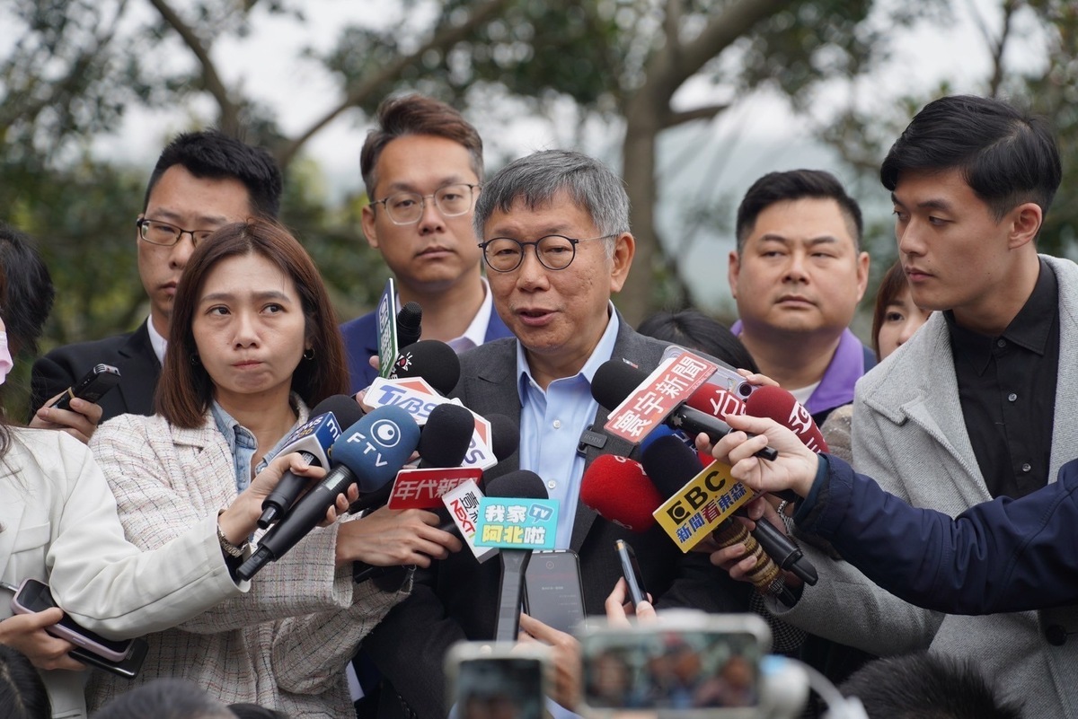 民眾黨主席柯文哲今（3）日出席桃園市楊梅小草見面會。 圖：民眾黨/提供