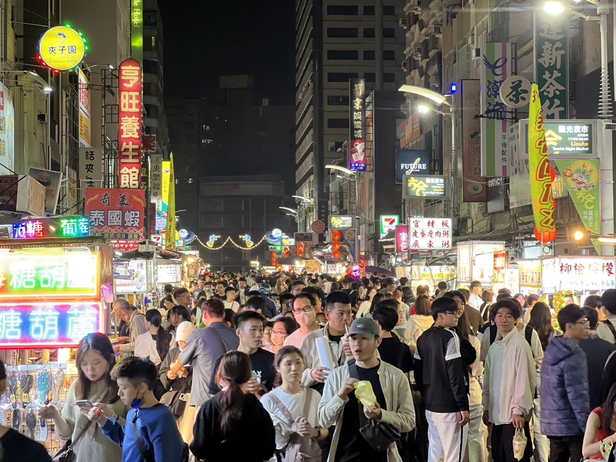 全台40處夜市、市場減塑將於7月起試辦。（夜市示意圖） 圖：高雄市經發局/提供（資料照）