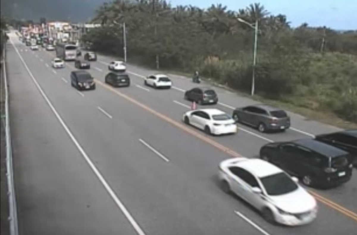 公路局預估蘇花路廊北上車流每小時約一千輛次，塞車的情形恐要到明日凌晨兩點才會緩解。（示意圖） 圖：翻攝自即時影像