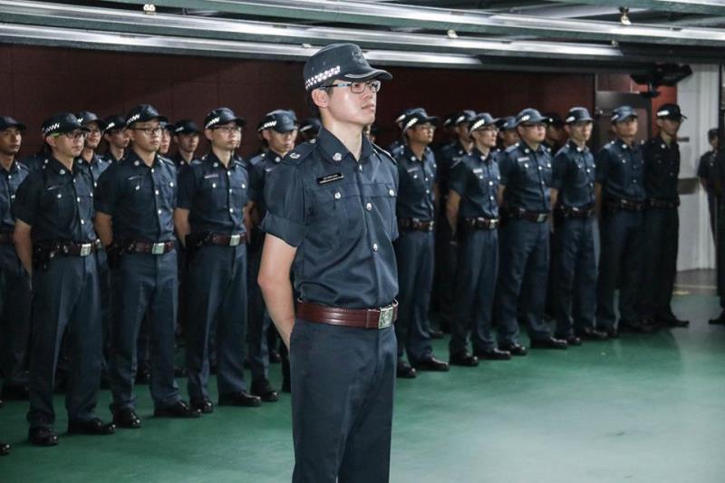 新加坡警察部隊曾公告說，輔警單位從2011年迄今僅招募到250名新加坡輔警。新加坡策安保安機構今年元月間率先赴台招募120名新血，執行持槍維安和巡邏等任務。圖取自策安保安機構臉書 圖:中央社