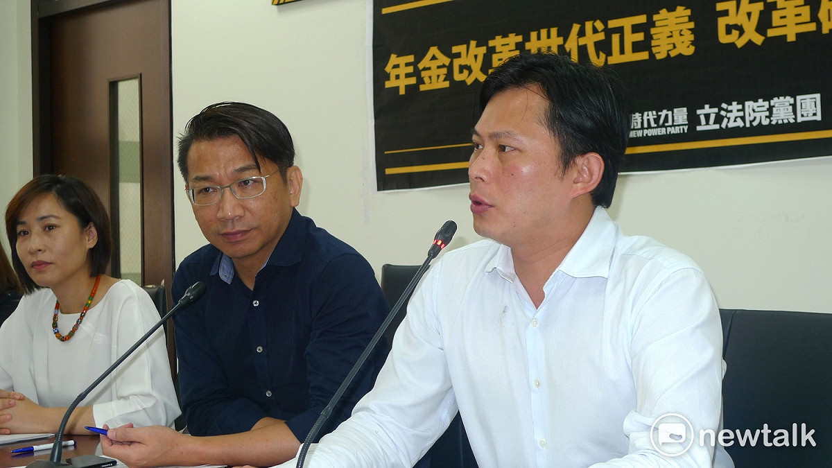 花蓮深夜發生強震，時代力量黨團與親民黨團均表示願捐款救災。 圖：汪少凡／攝