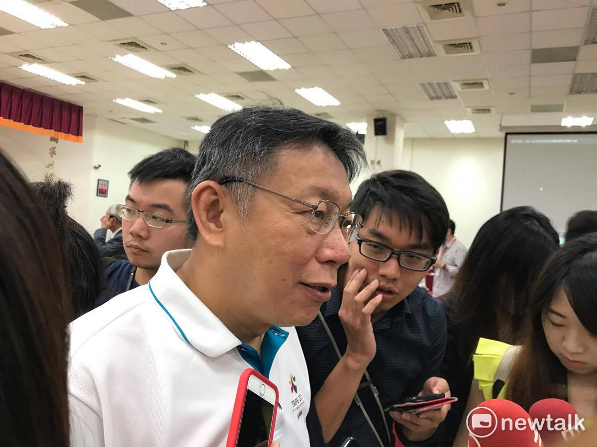 台北市長柯文哲表示，議員自費去雙城論壇，應該除了童仲彥之外，其他都還好。 圖：周煊惠/攝