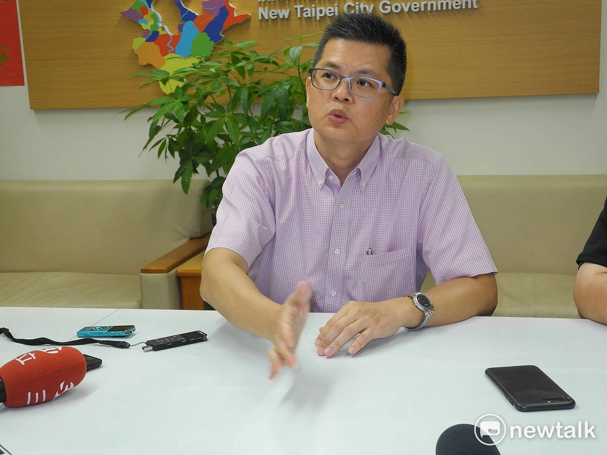 新北市環保局發言人孫忠偉說，媒體詢問的遠雄海山媒礦造鎮案、新莊塭仔圳工變住案的環評審查，確已通過。 圖：王峻昌／攝