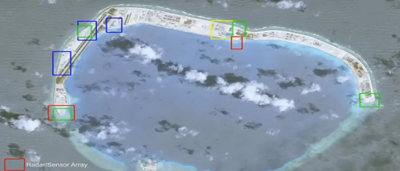 美國智庫「亞洲海事透明倡議」29日指出，中國在南海3座爭端島礁上的軍事設施，包含移動式導彈發射器，已接近完工。 圖:Youtube影片截圖