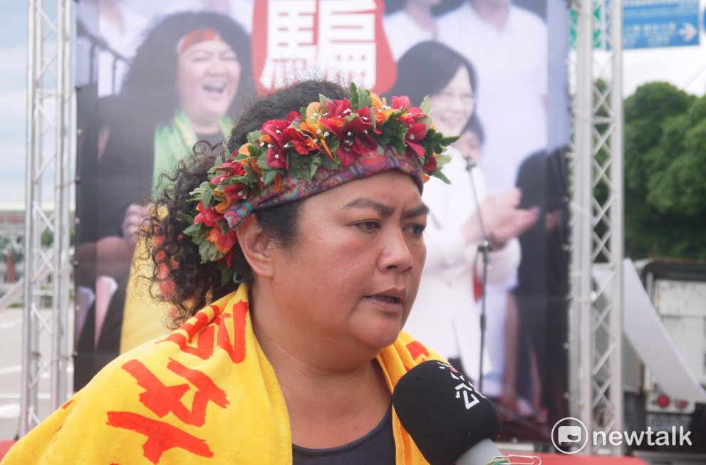 巴奈表示，這片土地、島嶼的事情，就是所有人的事情，沒有人是局外人。 圖：鍾孟軒/攝