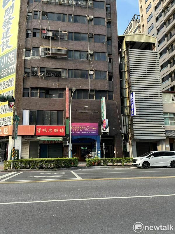 國泰金(2882)今(20)日公布的2月國民經濟信心調查，有超過1/4的民眾期盼新政府上任後能改善房市問題，居各項期望之首。 圖：曾郡秋／攝