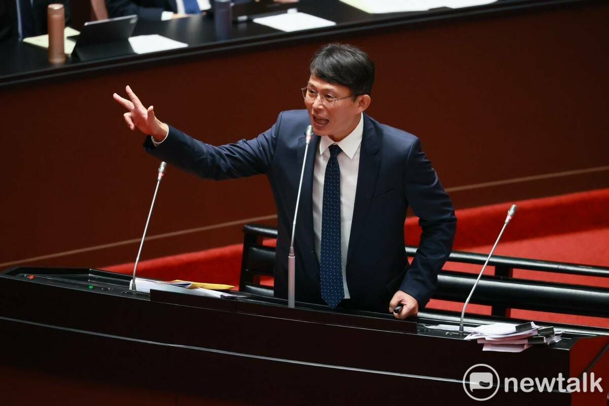 遭疑直播募款踩選罷法紅線 黃國昌槓記者怒吼「誰說的！」