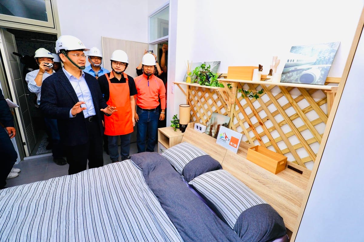 林佳龍在台中市長任內大力興建社會住宅。 圖：翻攝自林佳龍臉書