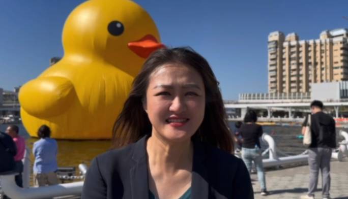 高閔琳表示將速恢復小鴨超萌形象。 圖：高雄市觀光局/提供