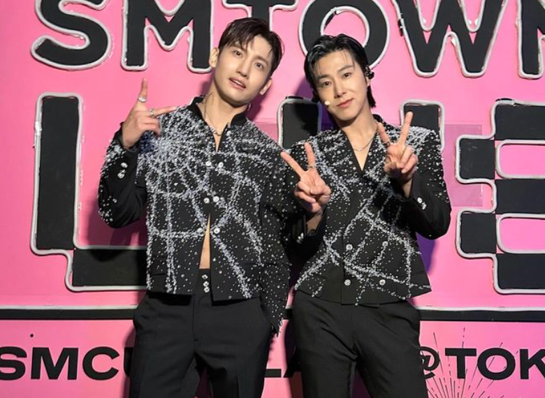 東方神起舉辦「20&amp;2」亞洲巡迴演場會，最後一場在台灣林口體育館舉行。 圖：翻攝自東方神起IG