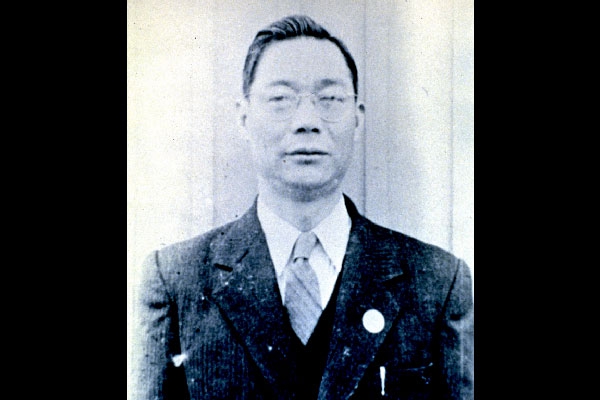 宋斐如（1903年—1947年3月），原名宋文瑞，台灣台南二層行塗庫（今台南市仁德區）人，曾任新聞記者、台灣省行政長官公署教育處副處長，在二二八事件中遇害。 圖：取自二二八事件紀念基金會網站。