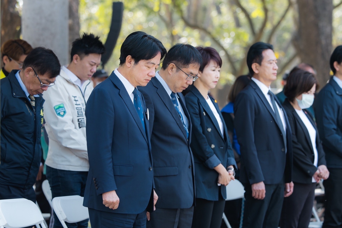 賴清德出席「台南市各界紀念二二八事件77周年和平追思會」。 圖：總統府提供