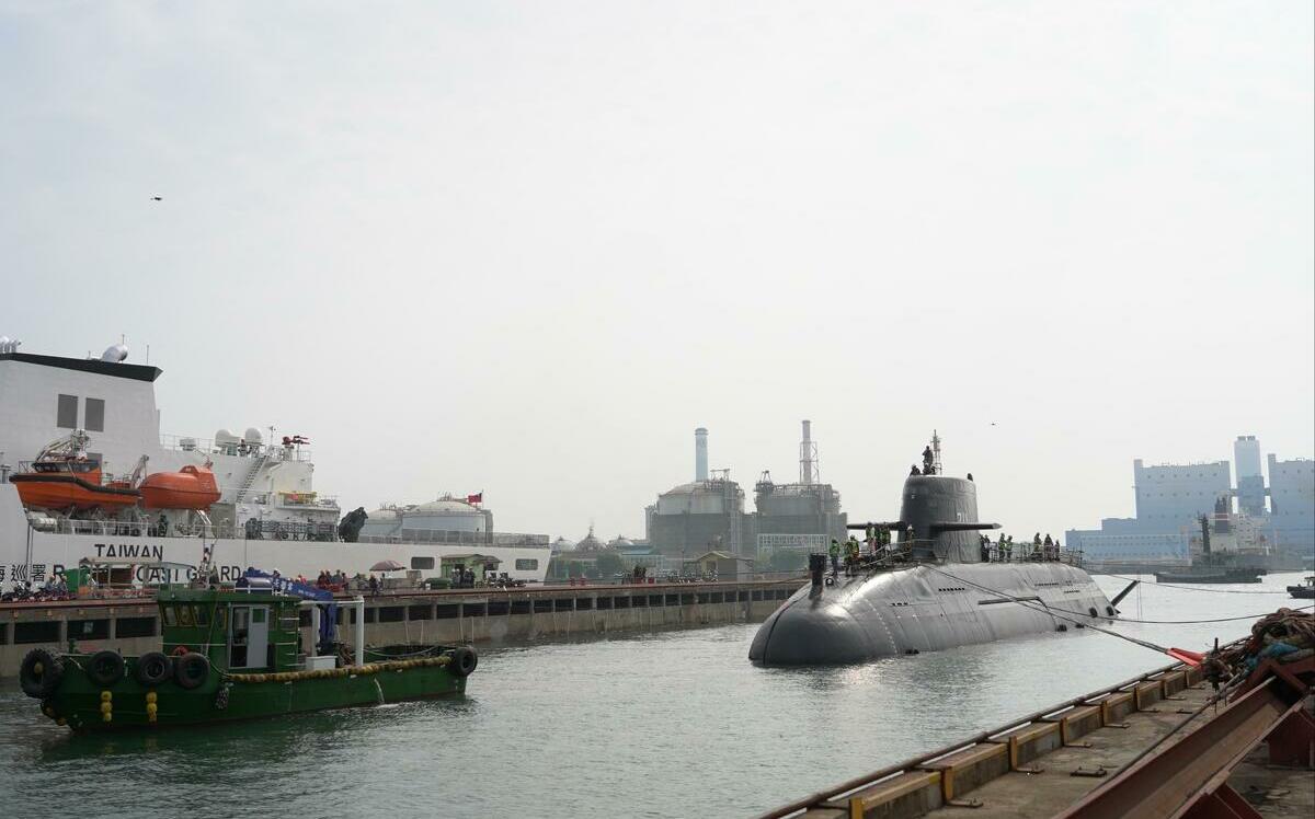 藍白聯手：凍結潛艦國造「後續艦」預算50%、共10億元