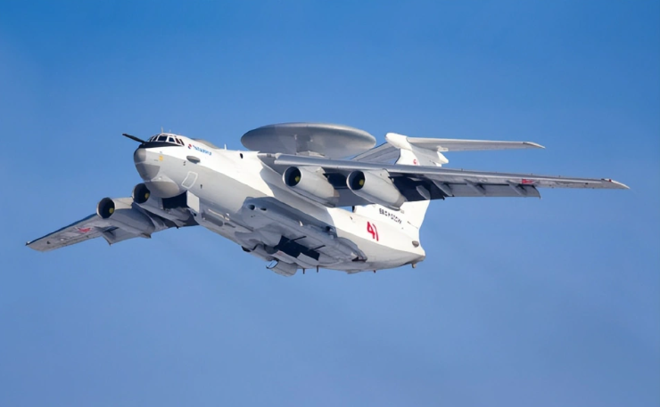 隨著 2 架 A-50 預警機被擊落，使剩餘 A-50 機組人員有更大壓力，迫使他們考慮新的作戰區域。 圖：翻攝自鷹眼 Defence