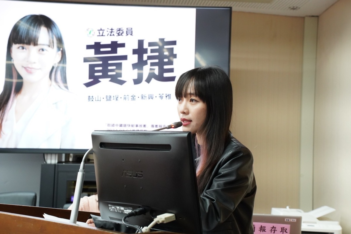 委員會質詢初登場 黃捷挺海巡：對無照駕駛要喊歡迎光臨？ | 政治 | Newtalk新聞
